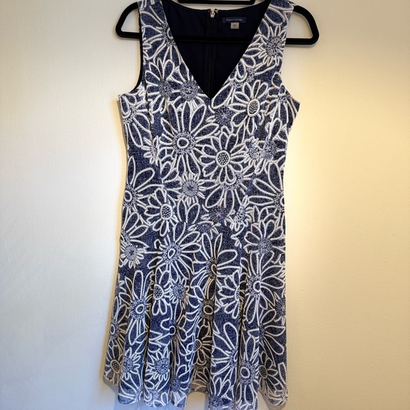 Tommy Hilfiger Navy and White Floral Mini Dress - Picture 1 of 13